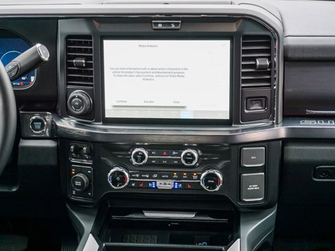 New 2025 Ford F250 Lariat image 15