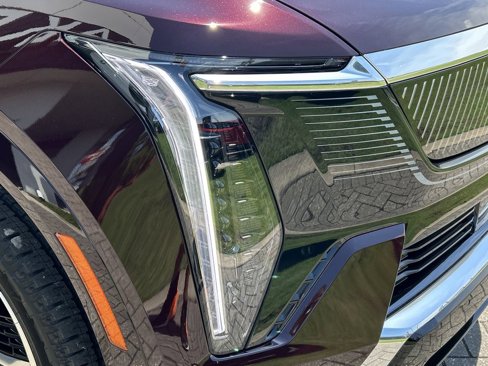 New 2026 Cadillac Escalade IQ Luxury 2 image 7