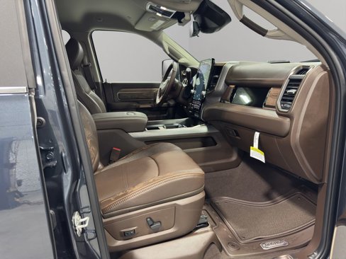 New 2026 RAM 2500 Limited image 2