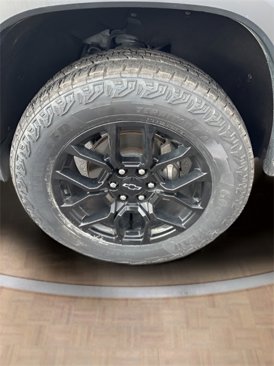 Used 2023 Chevrolet Colorado Trail Boss w/ LPO, Dark Essentials Package image 29