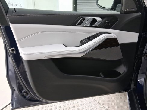 New 2026 BMW X5 sDrive40i w/ Climate Comfort Package image 12