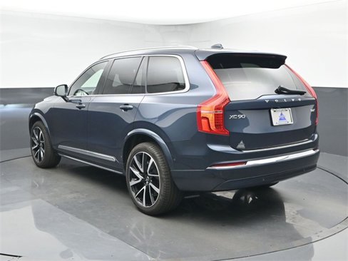 Used 2024 Volvo XC90 B6 Ultimate w/ Lounge Package image 6
