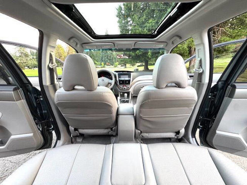 Used 2010 Subaru Forester 2.5X Limited image 29
