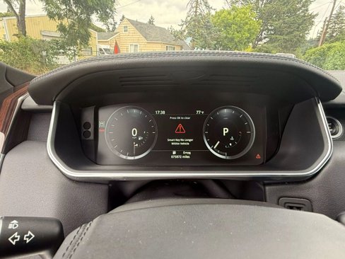 Used 2017 Land Rover Range Rover image 22