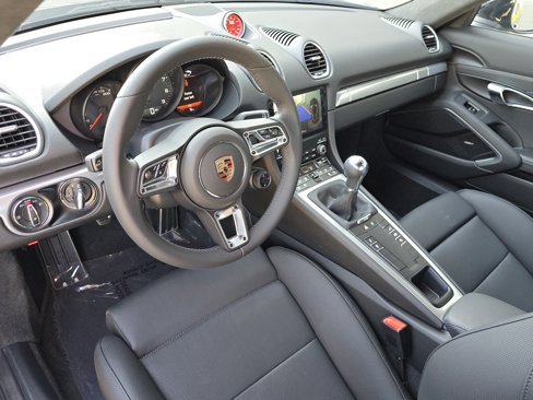 New 2025 Porsche 718 Cayman GT4 image 4