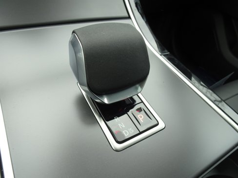 New 2026 Land Rover Range Rover Velar S image 23