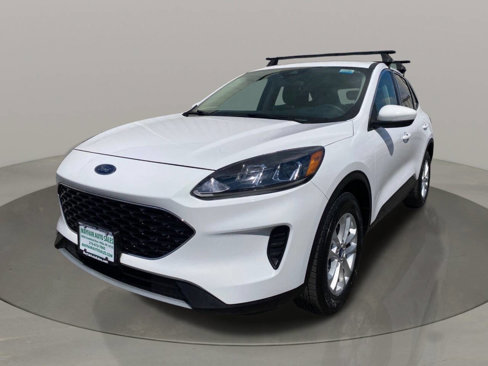 Used 2020 Ford Escape SE image 2