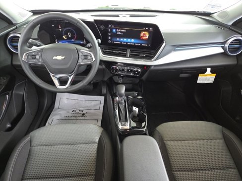 New 2026 Chevrolet Trax LT w/ Driver Confidence Package image 29