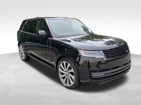 New 2025 Land Rover Range Rover SE image 3
