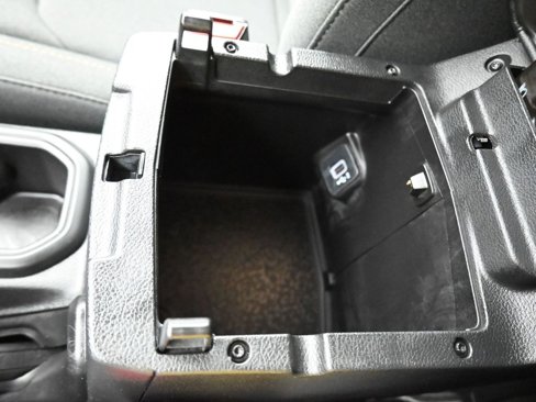 Used 2024 Jeep Wrangler Sport S image 26
