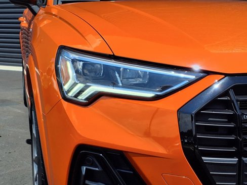 Used 2024 Audi Q3 2.0T Premium Plus image 33