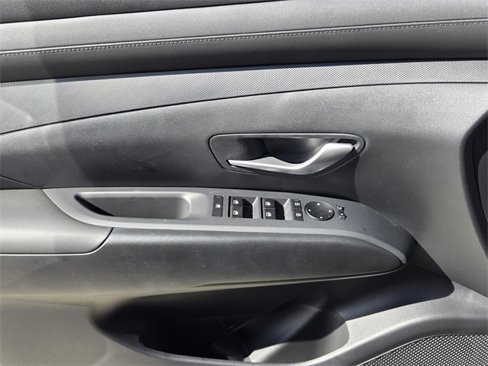 New 2026 Hyundai Tucson SE image 15