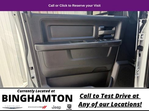 Used 2024 RAM 2500 Tradesman w/ Chrome Appearance Group image 12