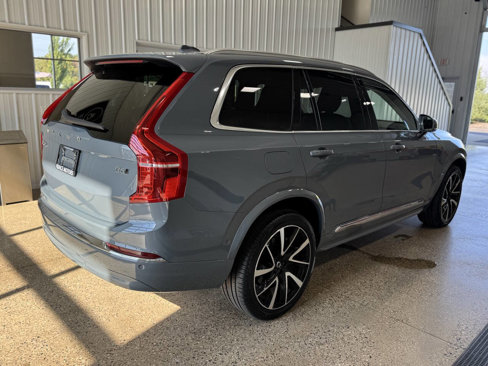 Used 2023 Volvo XC90 B6 Plus w/ Protection Package image 38