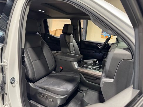 Used 2022 Chevrolet Silverado 1500 LTZ w/ LTZ Premium Package image 16