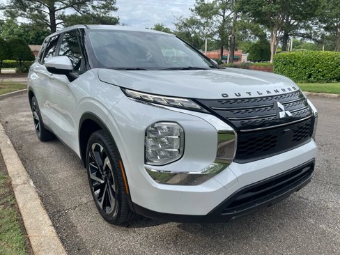 Used 2022 Mitsubishi Outlander ES image 7