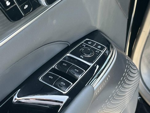 New 2026 Cadillac Lyriq Luxury image 22