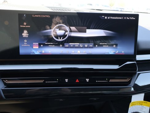 New 2026 BMW 530i xDrive w/ Executive Package image 32