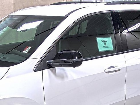 New 2026 Chevrolet Traverse LT w/ Driver Confidence Package image 8