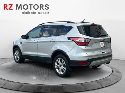 Used 2018 Ford Escape SEL image 3
