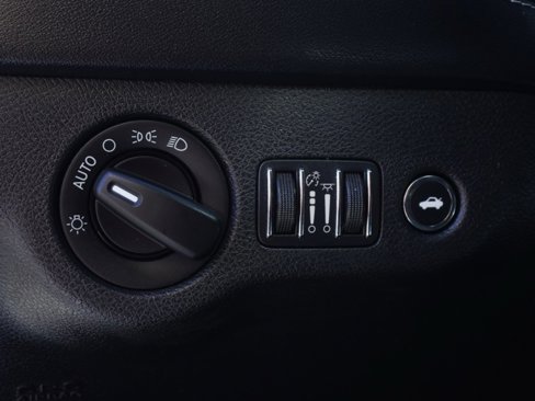 Used 2022 Dodge Charger SRT Hellcat w/ Harman/Kardon Audio Group image 12