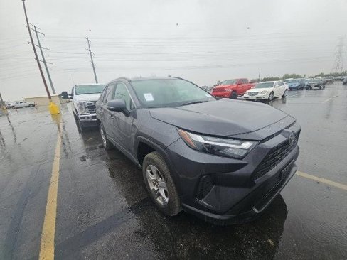 Used 2025 Toyota RAV4 XLE w/ Convenience Package image 2