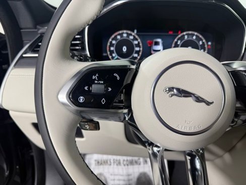 New 2026 Jaguar F-PACE R-Dynamic S image 17