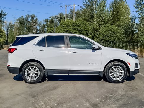 Used 2022 Chevrolet Equinox LT image 3