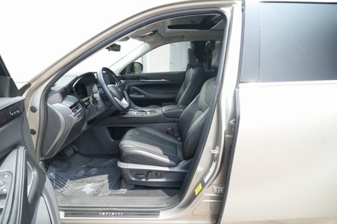 Used 2023 INFINITI QX60 Sensory w/ Vision Package image 18