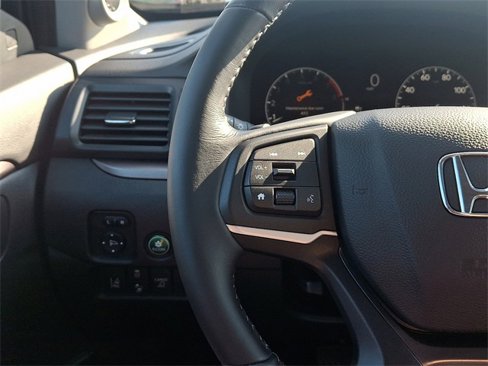 Certified 2025 Honda Ridgeline Sport image 20