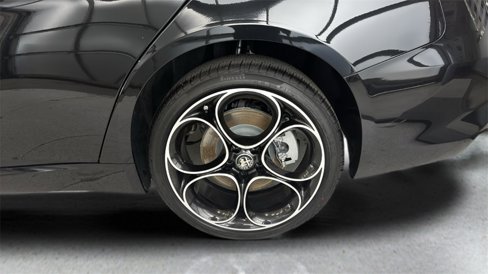New 2025 Alfa Romeo Giulia AWD image 22