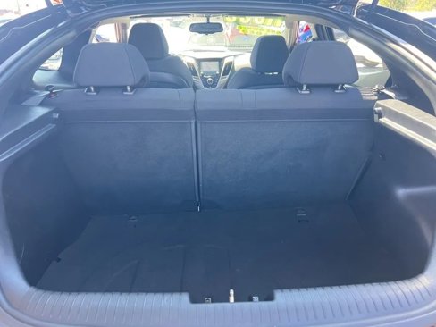 Used 2017 Hyundai Veloster Value Edition image 10