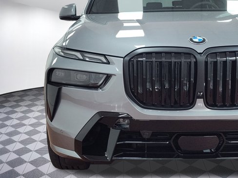 New 2026 BMW X7 xDrive40i image 11