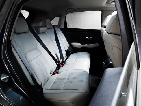 Certified 2025 Honda HR-V EX-L image 38