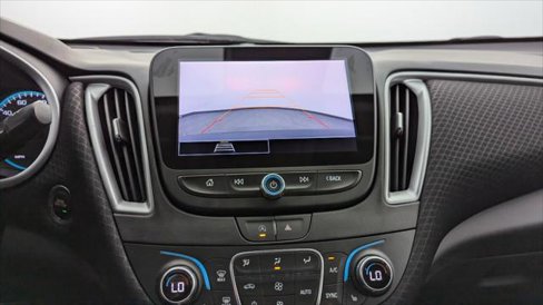 Used 2025 Chevrolet Malibu LT image 30