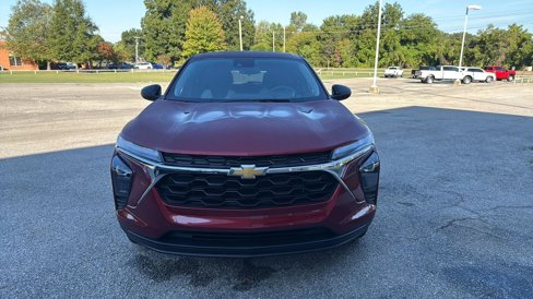 Used 2025 Chevrolet Trax LS image 2