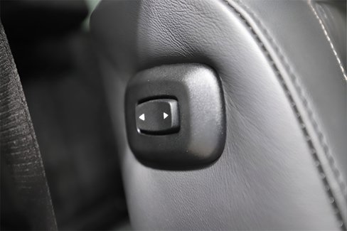 Used 2023 BMW X7 xDrive40i w/ Premium Package image 34