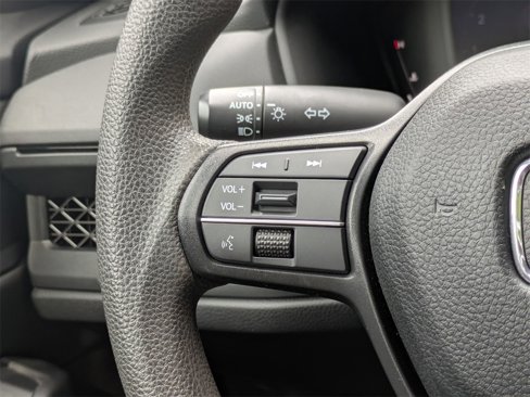 Used 2023 Honda Accord EX image 19