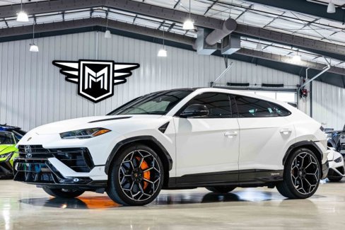 Used 2024 Lamborghini Urus Performante image 10