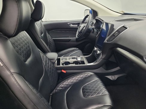 Used 2024 Ford Edge Titanium image 21