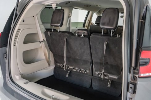 Used 2022 Chrysler Pacifica Touring-L image 43