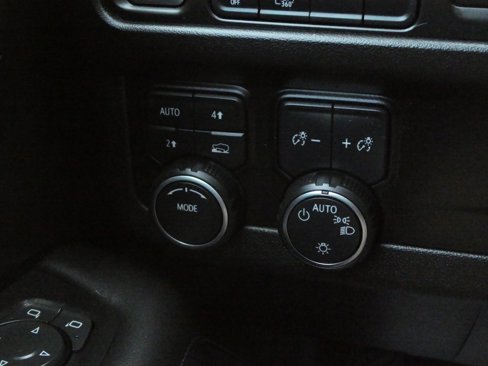 Used 2022 Chevrolet Tahoe LT w/ LT Signature Plus Package image 14