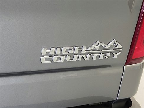 Used 2025 Chevrolet Silverado 1500 High Country w/ Technology Package image 33
