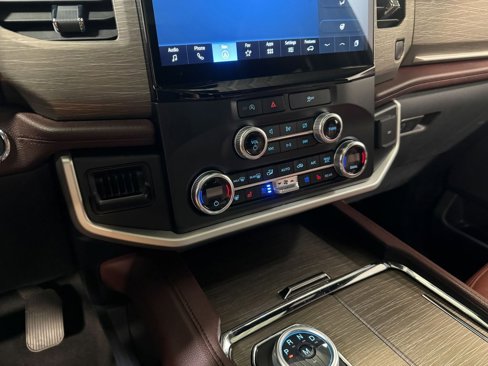 Used 2024 Ford Expedition Max Limited image 83