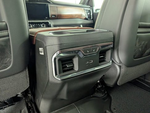 New 2026 GMC Sierra 2500 Denali Ultimate image 35