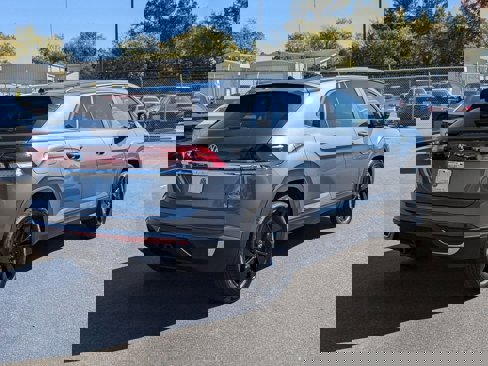 New 2025 Volkswagen Atlas Cross Sport SE image 3