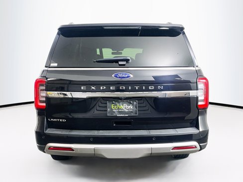 Used 2024 Ford Expedition Limited image 7
