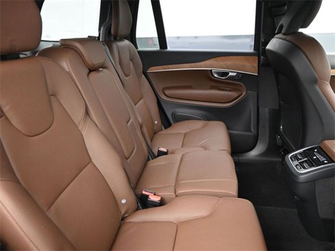 Used 2024 Volvo XC90 B6 Plus w/ Protection Package Premier image 32