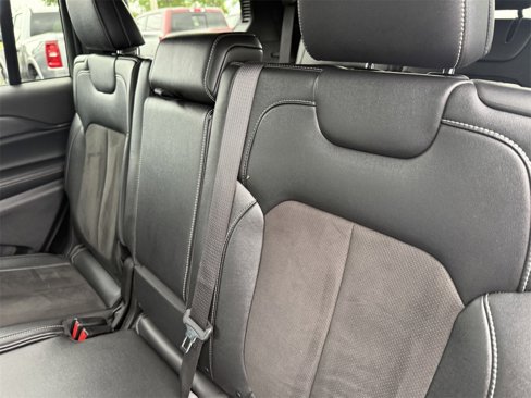 Used 2024 Jeep Grand Cherokee L Laredo image 33
