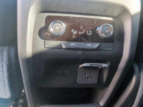 New 2026 Chevrolet Traverse LT w/ Driver Confidence Package image 31